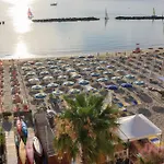 Ideal Hotel