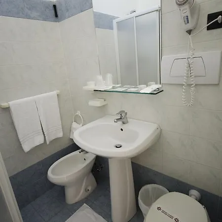 Hotell Ideal