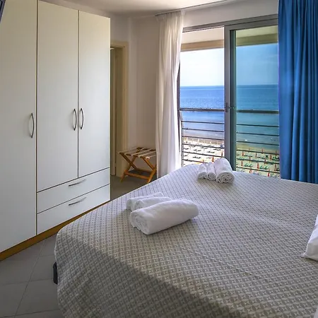 Ideal Hotell